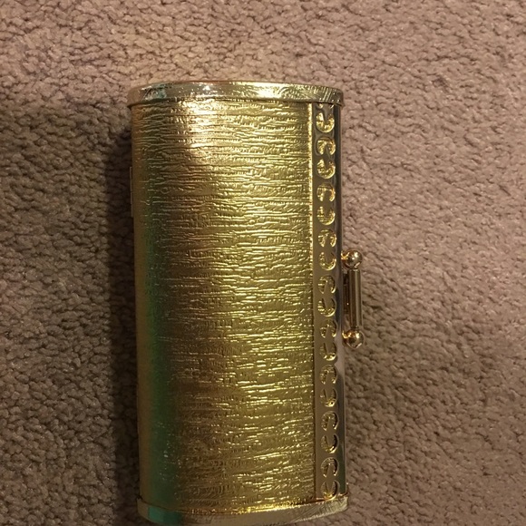 Golden Clutch - Picture 2 of 3